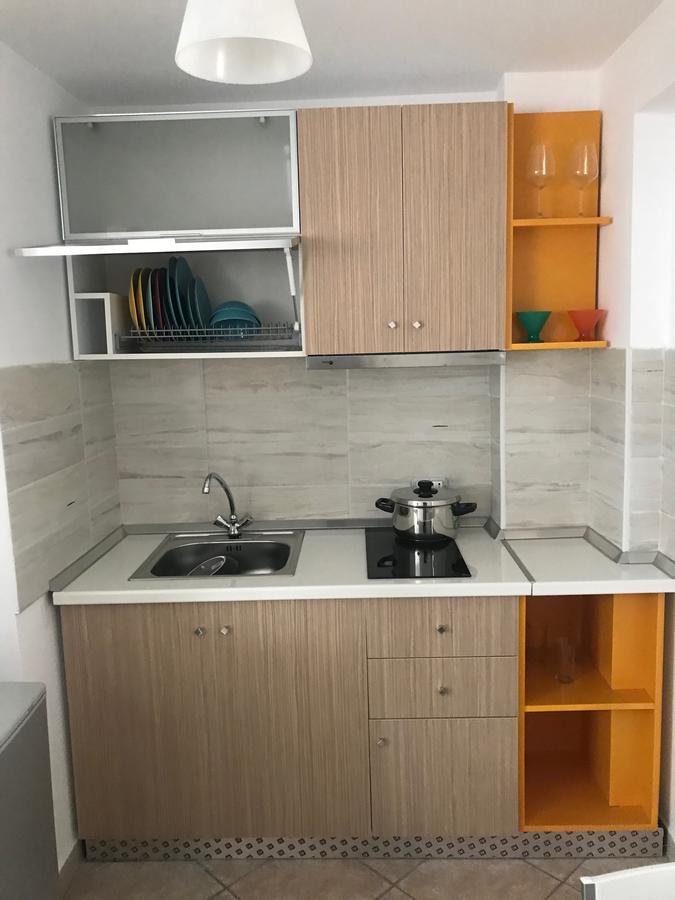 Andi Apartments Tirana Esterno foto